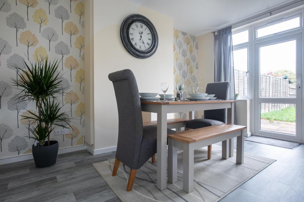 Ludlow Drive 3 Bed Contractor Family Town House In Melton Mowbray Dış mekan fotoğraf